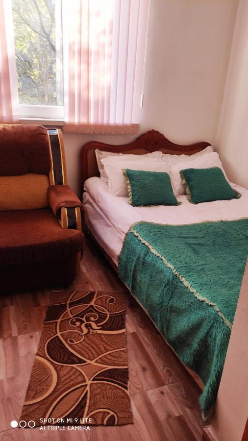 Apartments Azatutyan Avenue 9, Кв 19 耶烈万 外观 照片