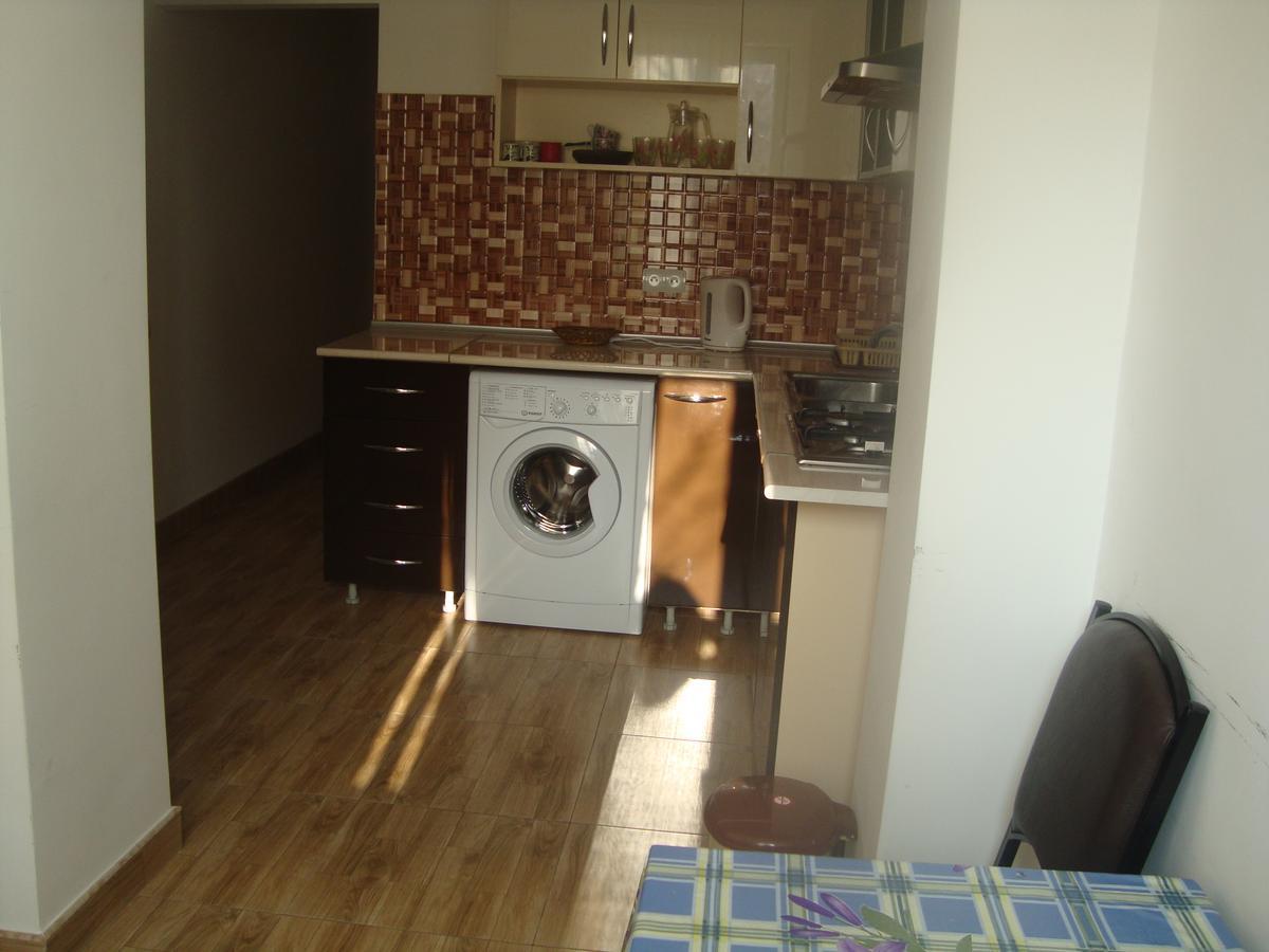 Apartments Azatutyan Avenue 9, Кв 19 耶烈万 外观 照片