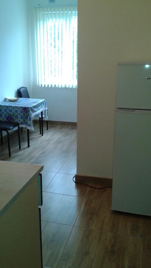 Apartments Azatutyan Avenue 9, Кв 19 耶烈万 外观 照片